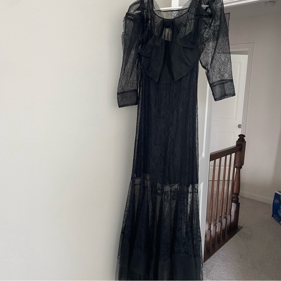 Doen Ornetta Dress - Picture 2 of 9